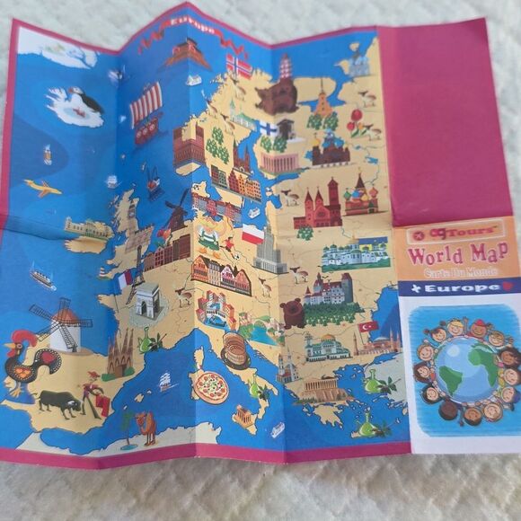 Our Generation Travel Playset and Toiletries - Picture 10 of 17